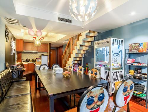 编辑编辑了一些有关Hun Pang演奏的非常高兴的句子