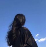 每个女人都渴望拥有一点甜蜜的爱