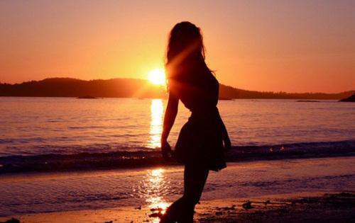 由于伤害太多而越来越沉默