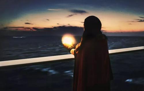 编辑编了一些关于开心笑容的句子