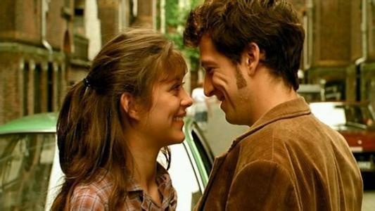 对女孩说些什么