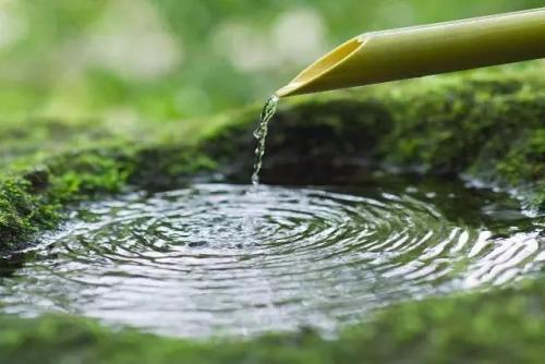 简单的事情是轻松地相遇