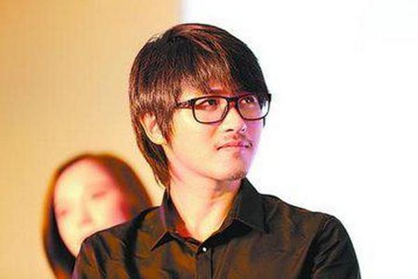 韩寒是中国著名作家