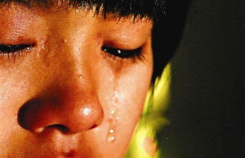 我以为如果蒙住双眼就看不到世界