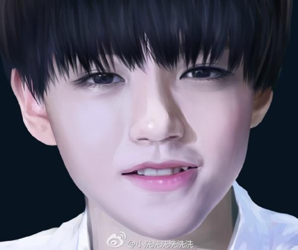 王俊凯穿着校服