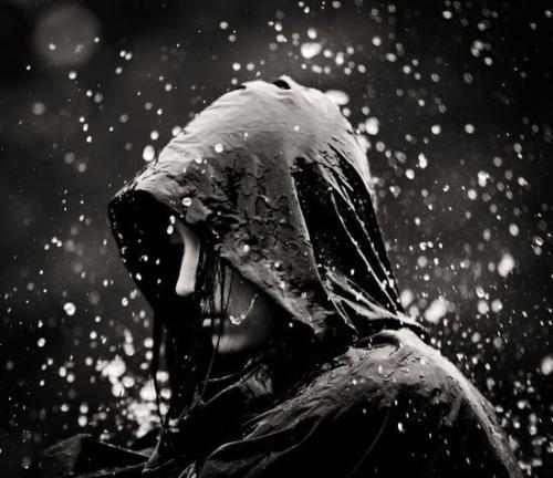 以下是编辑编撰的一句话