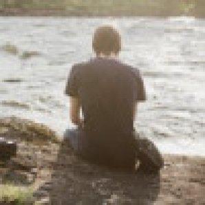 一个人最难过的时刻是家庭感到失望的时候