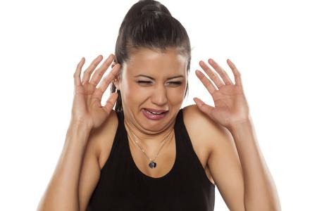 由于不公平的事情