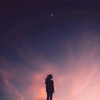 仰望深处的天空