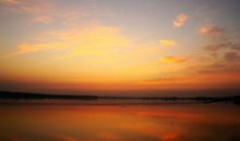 描写落日美景的诗句