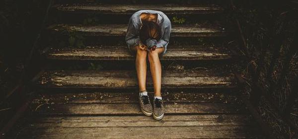 婚姻是爱情的坟墓