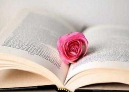 仍然保持最强烈的微笑