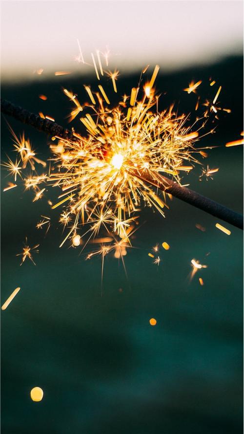 编辑编辑了一些赞美朋友和开心的句子