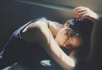 两个人彼此离开通常始于失望