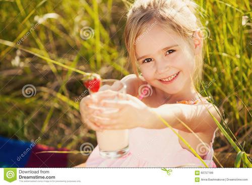 请欣赏编辑编撰的幽默的句子