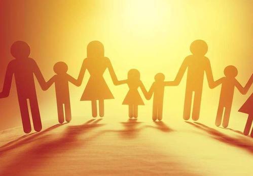 编辑编写了一些描述家庭恋爱的鲜血和鲜血的句子