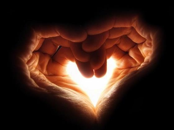 完美的爱情坚定信念以及相信爱情可以赋予人无尽的力量的信念