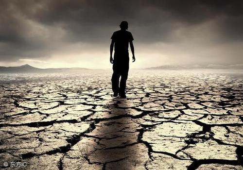 据说婚姻是爱情的坟墓