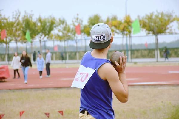 以下是小编为大家写的简短而有力的口号9