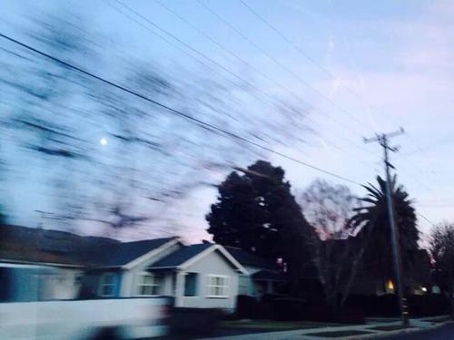 到机场看海拉尔的夜景