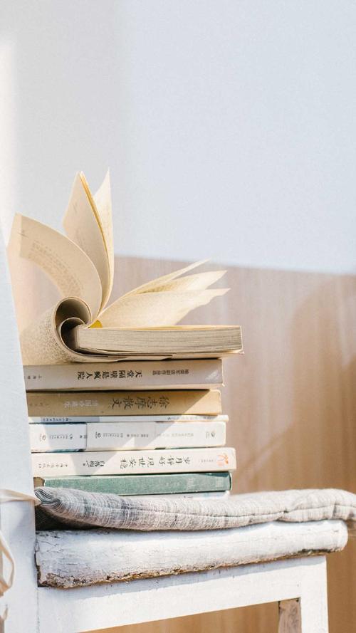 请欣赏由编辑组织的快乐的