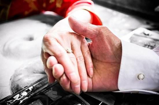 各国结婚60周年统称为“钻石婚礼”