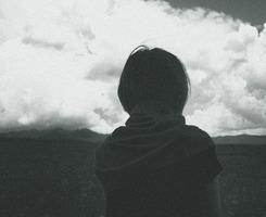 自己的另一半永远是您信任的人