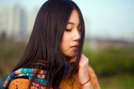 我经常像这样把自己的欲望悄悄地纠缠在心里