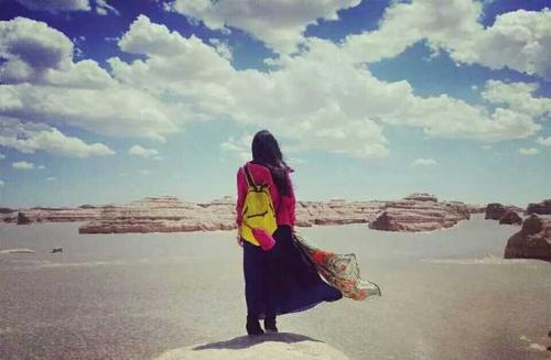 11.你永远不会看到我最孤独的时间，因为只有当你不在我身边时，我才是最孤独的时间。