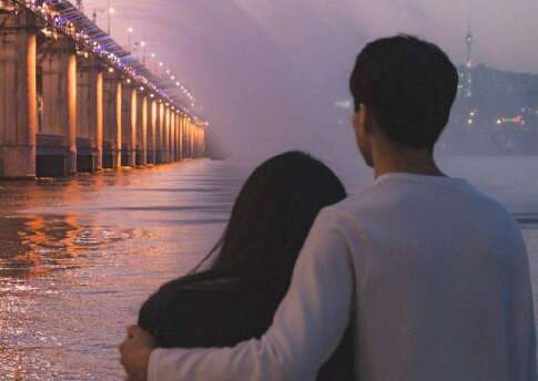 惊人动容的甜蜜爱情句子 不一样的肉麻爱情句子 1