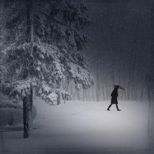 形容女人伤心痛苦的句子说说心情短语