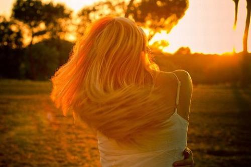 对一个人彻底失望的句子 2