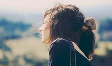 面对困难的正能量句子