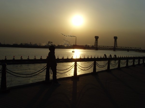 有些舍不得，只能放在心里