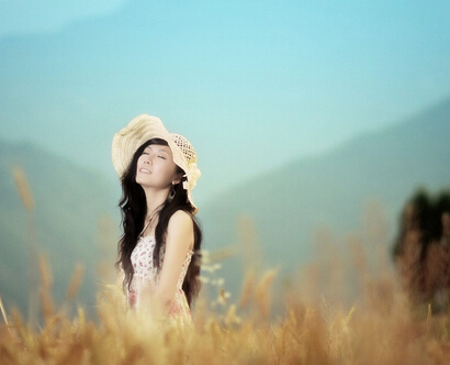 20.命运常常是一种折磨。不管是谁，生活中有时难免陷入困境，暂时无法扭转形势的下降，那么最好的选择是暂时的忍耐，事物总是处于不断的变化中，等待着转折忍耐的命运。