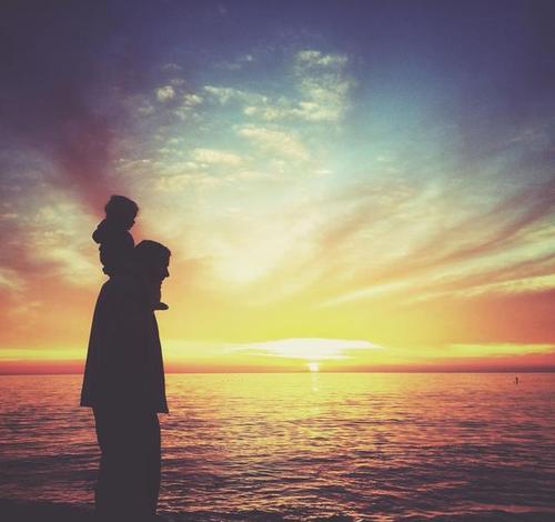 亲情难以阻断句子 1