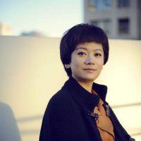 30.如果你累了，靠我的肩膀休息。如果您害怕，请躲在我的怀里让我保护您。