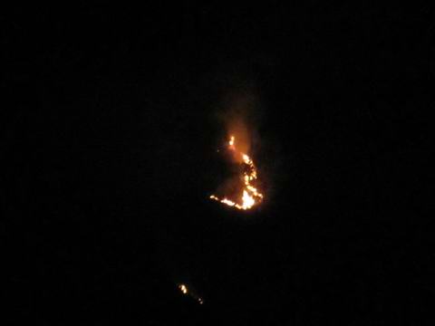 17.写下您一生中想要做的事情，将清单放入钱包中，然后经常取出。生活必须有目标，计划，提醒和紧迫感。一个接一个的小目标成为您生活中的大目标。生活变得更加丰富，环境得到了改善。别忘了钱包里看似薄薄的清单。