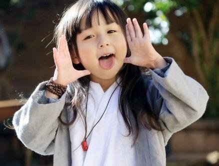 可爱的签名女孩2