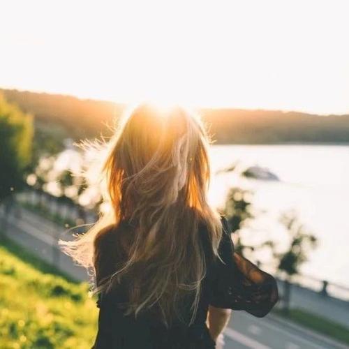 形容很伤心痛苦的句子 1