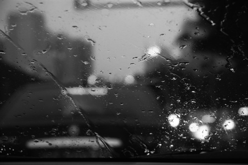 关于下雨的句子