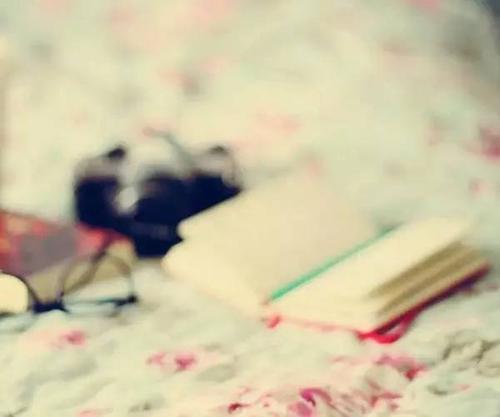 10.就像一个无法在一起的人一样，这就像口腔溃疡在口腔中生长一样，因为它知道会痛，所以我不禁舔它。