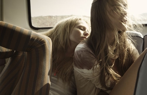 悲伤的谈话与图片12