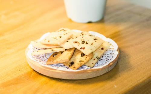 形容老人开心的句子 描写老人笑的句子 1