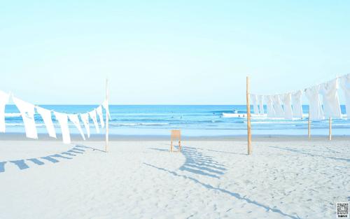 今天快乐美丽的英语句子表达了一种愉快的心情