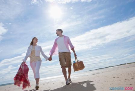 祝姐妹们幸福的婚姻句子