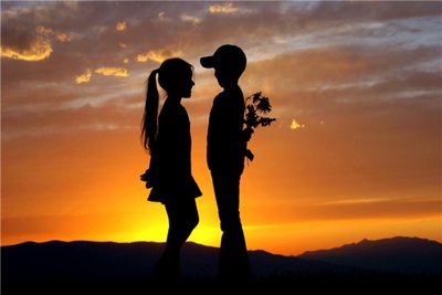 10.见面，不要迟到或早恨。小语录网