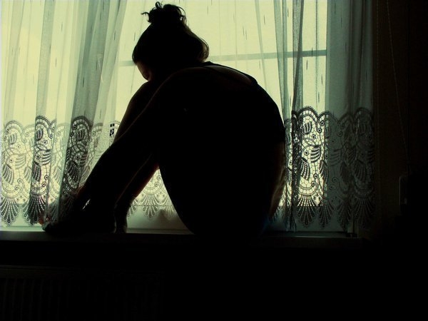 10.麻烦每天都在发生，不要自然拾起东西。要有一颗善良的心，做好事，有一个清醒的生活。拥有共同的心，做共同的事情，日夜保持和平。不要忘了仁慈，错过人们的缺点，不要考虑人们的缺点，也不要计算人们的不满。敞开心heart，乌云消失了，天空一片晴朗。如果我们在一起见面并大笑，我们将不再关心古代人。开会时微笑是第一种滋养心脏的药物，而第一个自杀是自杀。当贪婪越过大海而没有脚时，谁在嘲笑过往的乌云。