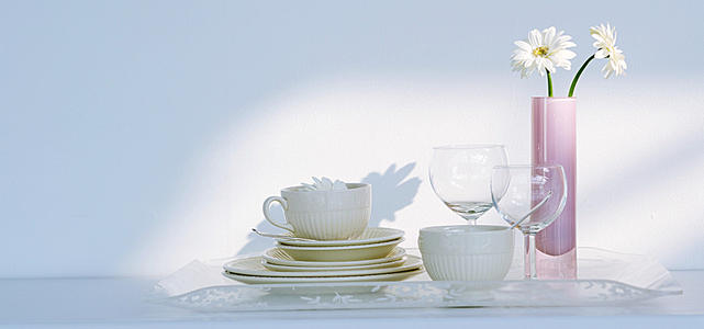 10.家是港口。如果您走的很远，您自然会回来。您居住的港口。家是一个值得依赖的地方。当您感到疲倦时，您将躺下并沉入柔软的床上，并深深地喝醉。家是人类永恒的栖息地