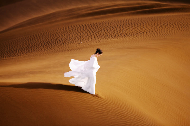 20.绝望时反省自己。您的软弱是您绝望的根本原因。您来到这个世界不是要击败这个世界，而是要挑战自己。你一定不能让自己的弱点拖垮你。腿。